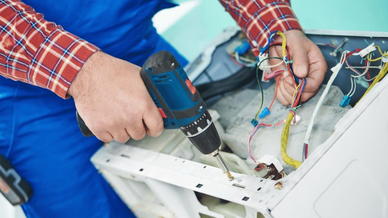 Sancaktepe Eminçelik Eminçelik çamaşır makinesi kart tamiri – Su almama arızası orijinal parça ile giderildi. - Teknik servis örneği